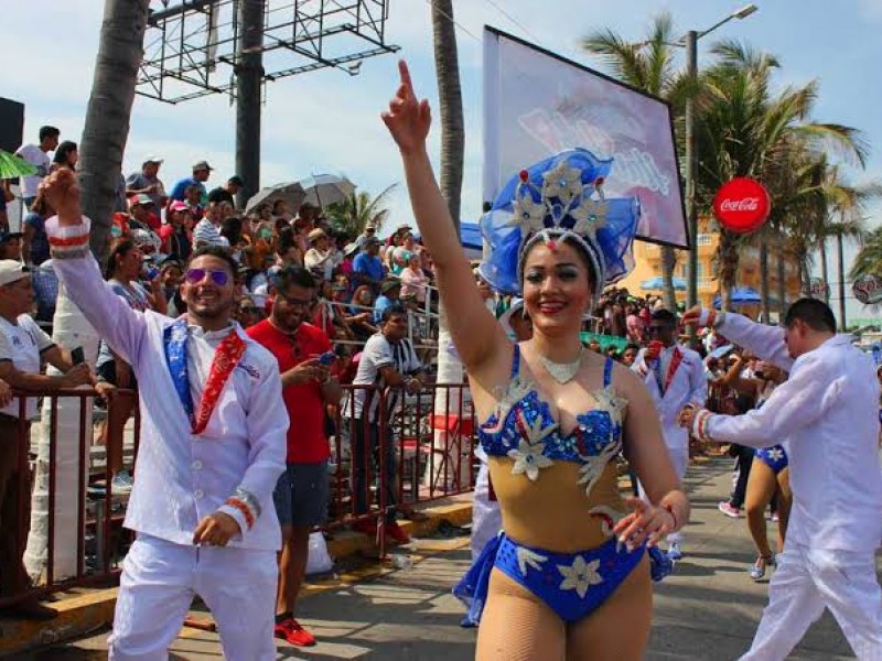 Esperan más de 50 mil personas en Carnaval de Veracruz