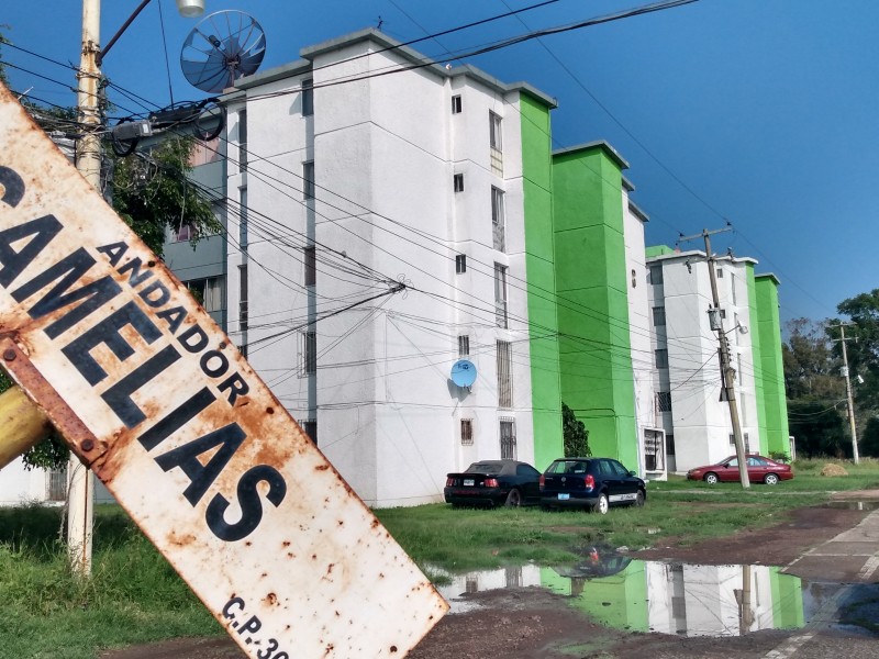 Esperan pista en el Vergel