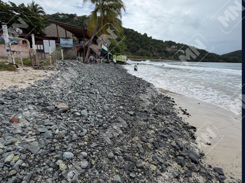 Esperan recuperación natural de playas dañadas en Zihuatanejo