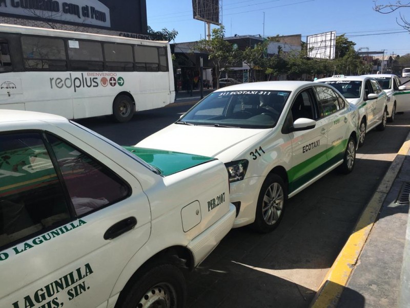 Esperan taxistas incremento en demanda de servicios por semana santa