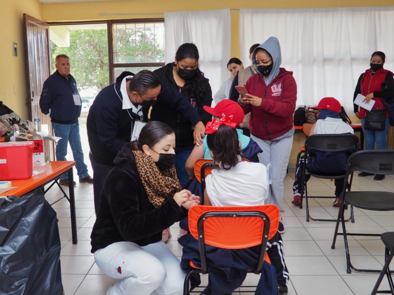 Esperan vacunar a 37 mil niñas y niños de Fresnillo