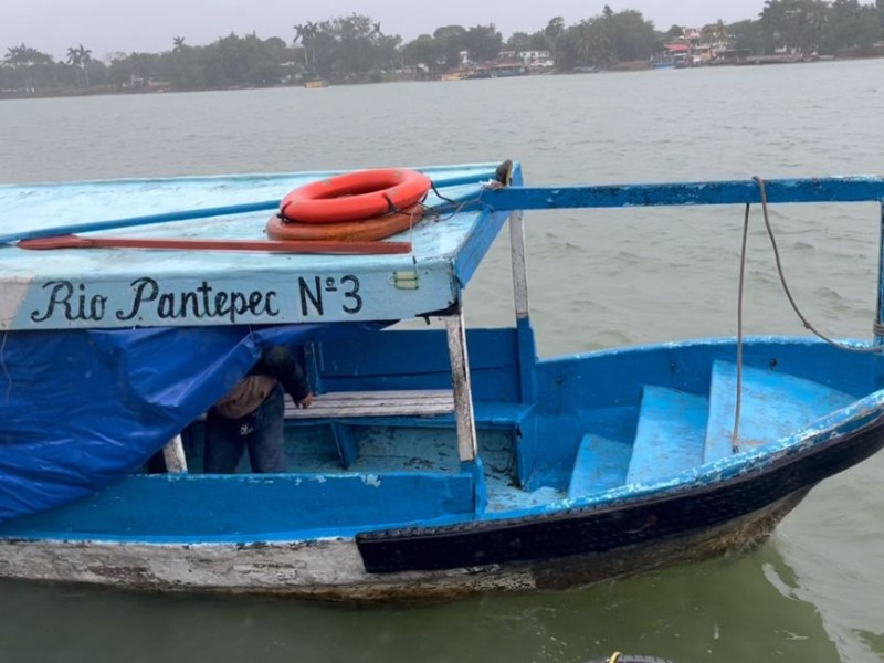 Esquifes mantienen operación con precauciones