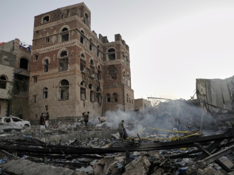 Estados Unidos intensifica ataques aéreos contra insurgentes en Yemen