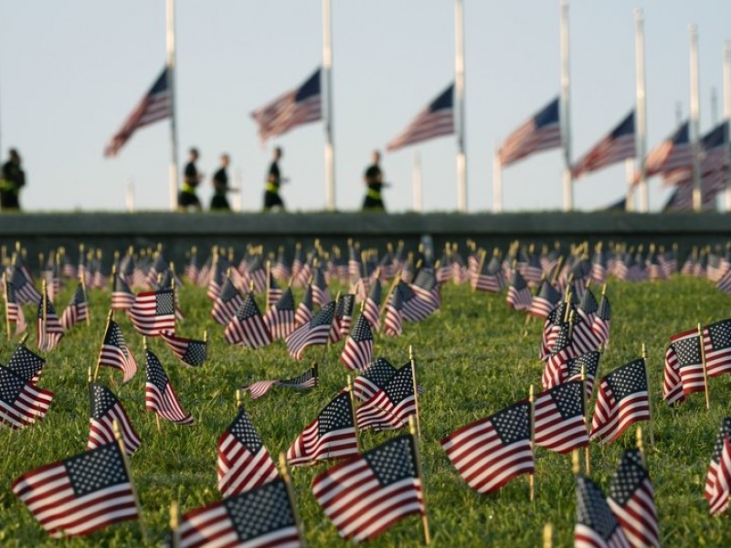 Estados Unidos supera las 300 mil muertes Covid-19