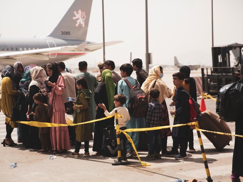 Estados Unidos teme ataque terrorista en aeropuerto de Kabul