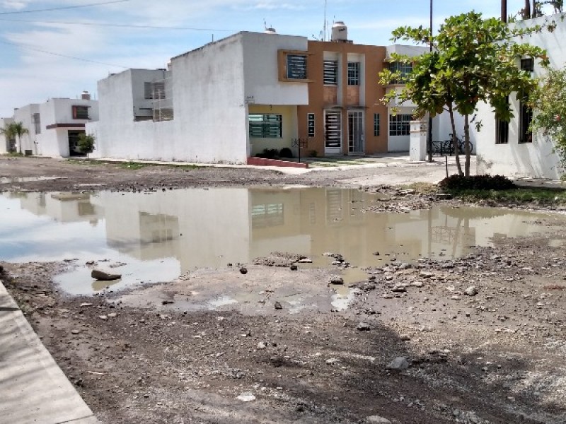 Estancamiento de agua crea 