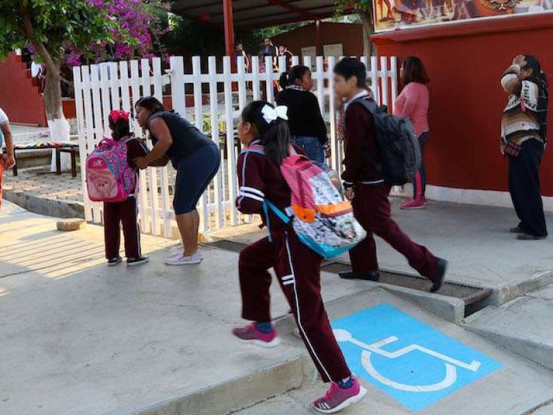 Este lunes reanudarán actividades 226.2 mil escuelas