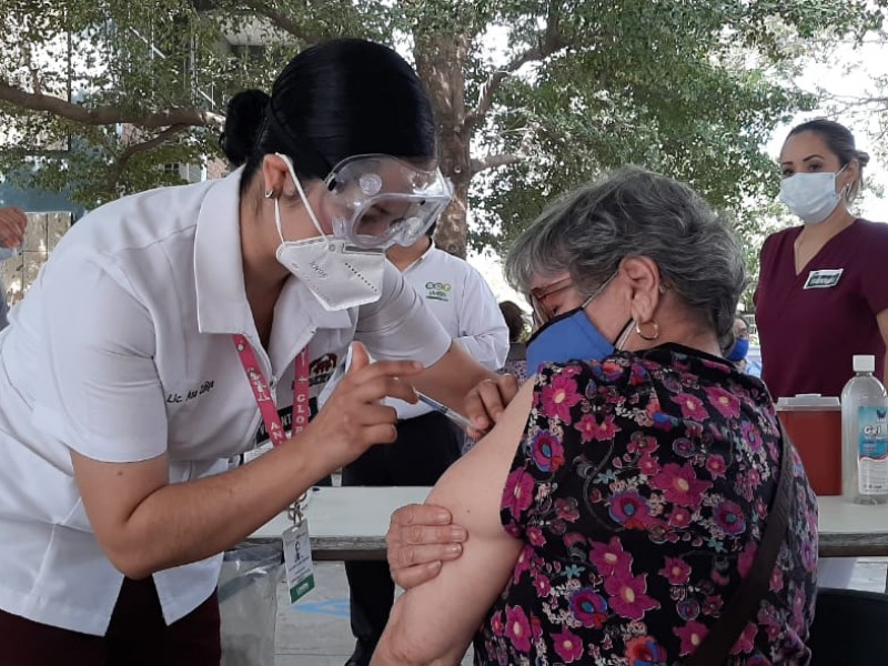Este lunes se reanuda vacunación en adultos mayores en Hermosillo