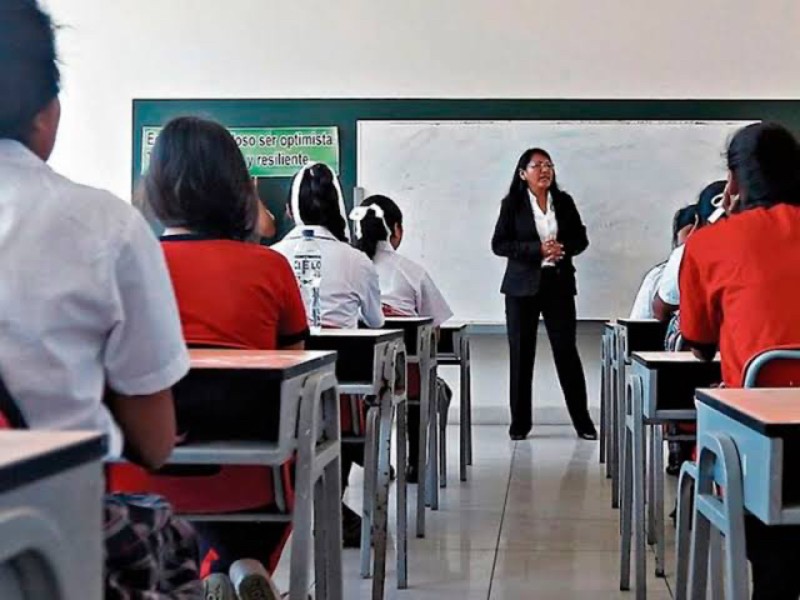 Este martes pagarán retroactivo de incremento salarial a maestros