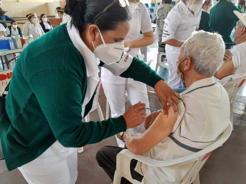 Este miércoles aplicarán dosis de refuerzo en Los Mochis