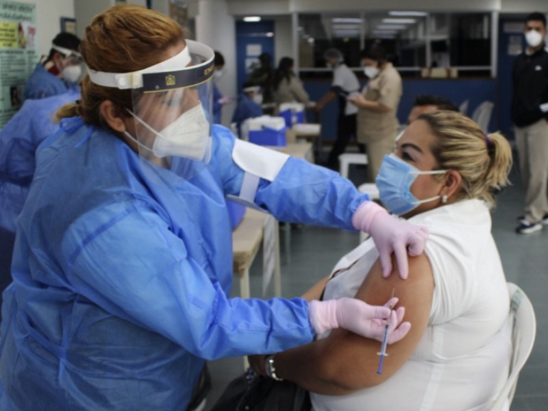 Este sábado concluirá vacunación a personal de salud en Veracruz