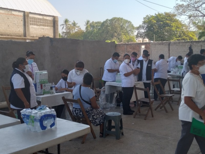 Este sábado inicia vacunación contra el Covid-19 en Tehuantepec