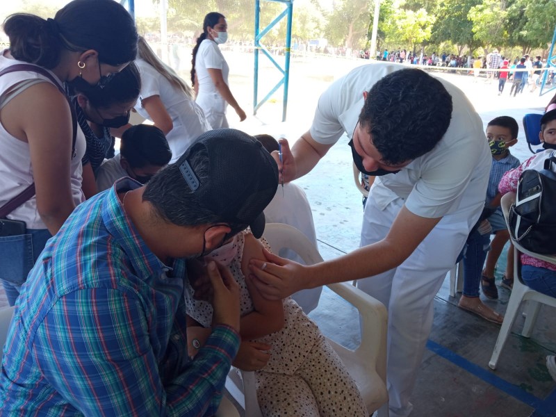 Este viernes llegarán vacunas para tercera jornada en niños