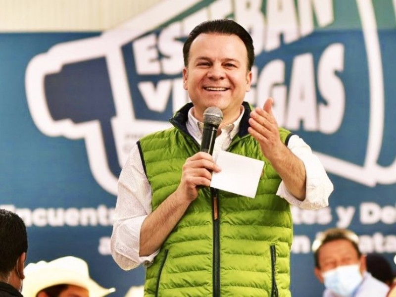 Esteban Villegas va por la gubernatura de Durango