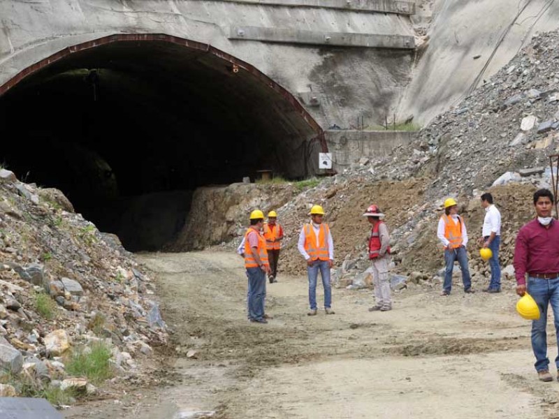 Estiman concluir autopista Oaxaca-Costa en 15 meses