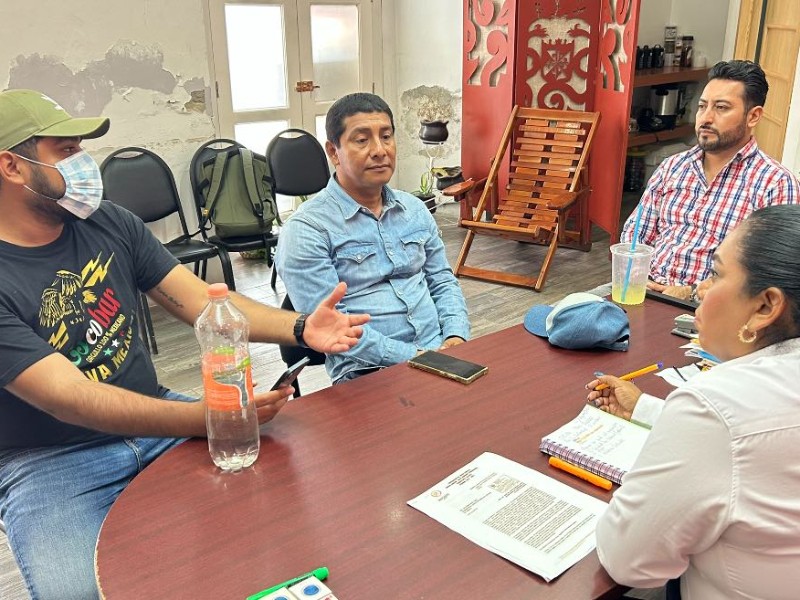Estrategias conjuntas buscan mejorar distribución de agua en Tehuantepec ante bloqueo vial