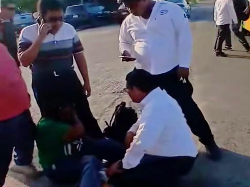 Estudiante cae de autobús en Tehuantepec; revive la indignación en Salina Cruz