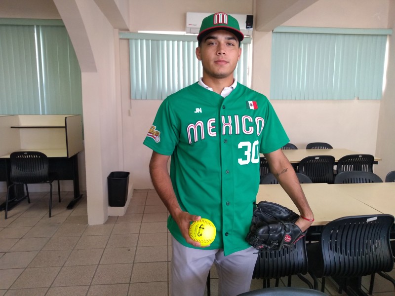 Estudiante de Cecytes jugará en Copa Mundial de Softbol