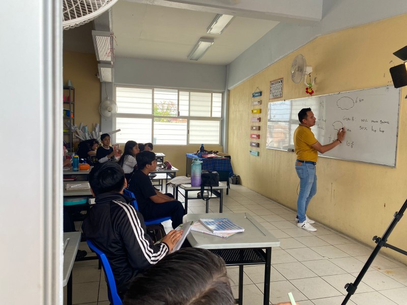 Estudiante tuxtleco obtuvo primer lugar en Olimpiada del Conocimiento Regional