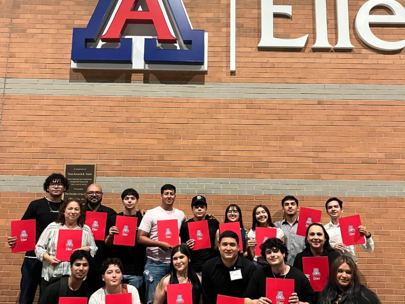 Estudiantes concluyen certificación en emprendedurismo con éxito