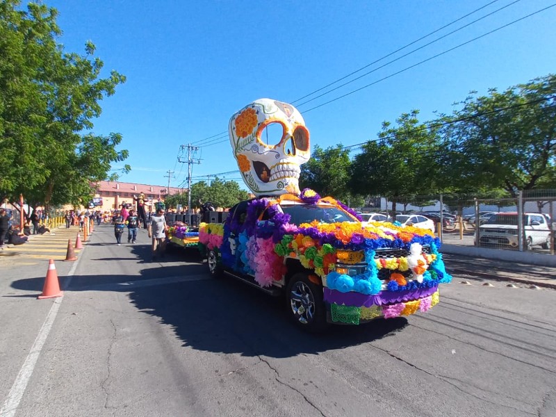 Estudiantes de la Universidad de Sonora realizan Procesión del Día de Muertos Estudiantes de la Universidad de Sonora realizan Procesión del Día de Muertos