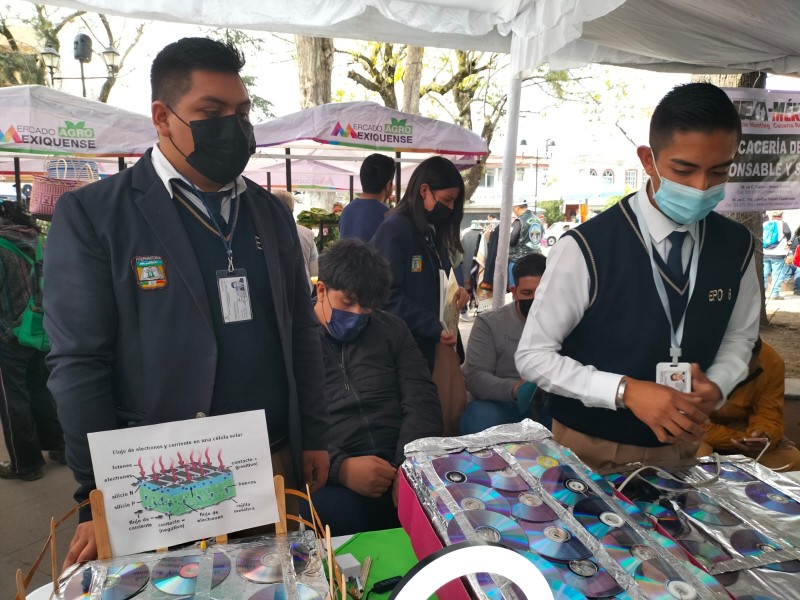 Estudiantes de Zinacantepec crean paneles solares