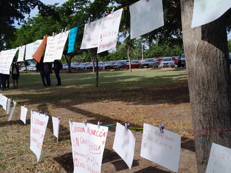 Estudiantes del ITLM exhiben abandono y exigen auditoría de 13.8 MDP