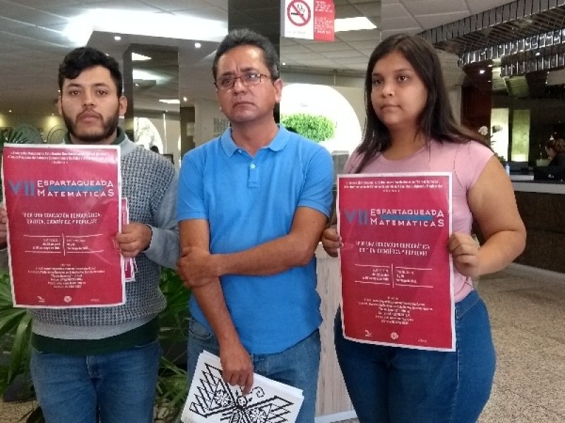 Estudiantes piden apoyo para acudir a Espartaqueada