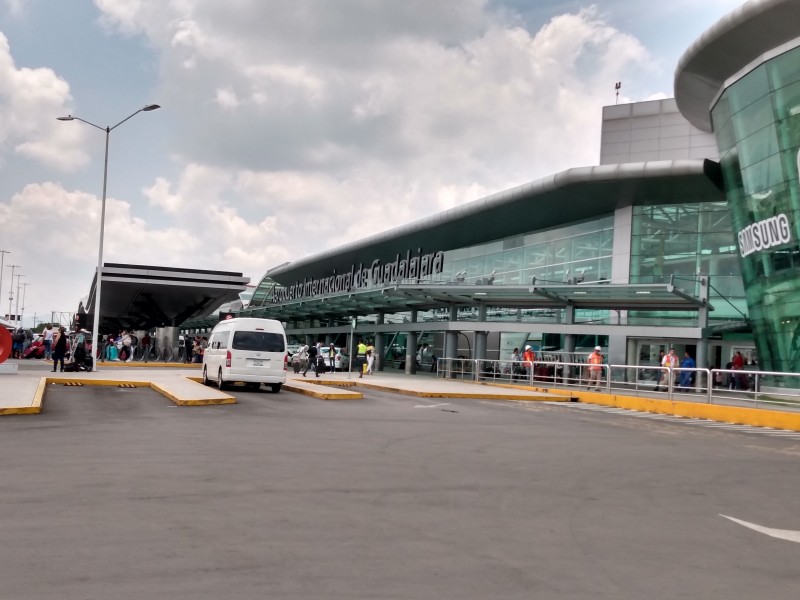 Estudio busca reducir plaga de moscos en Aeropuerto