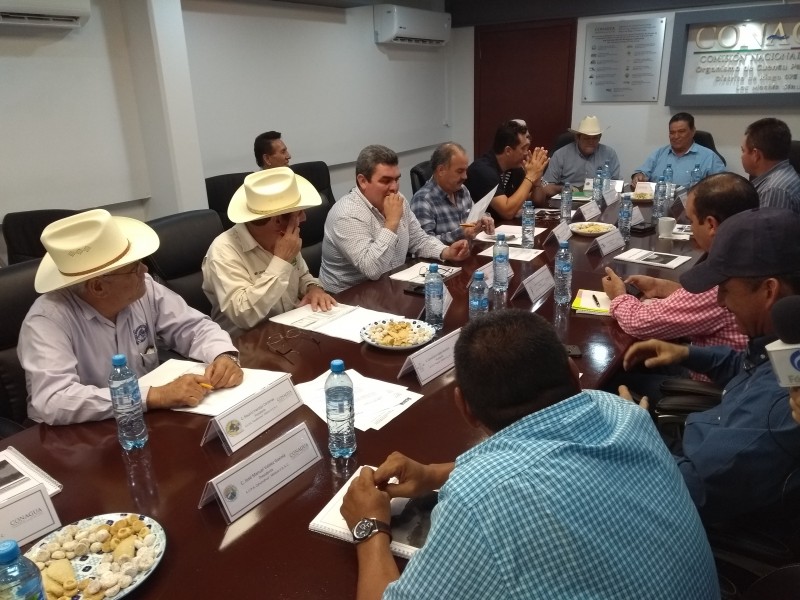 Evalúan condiciones del agua en reunión de comité