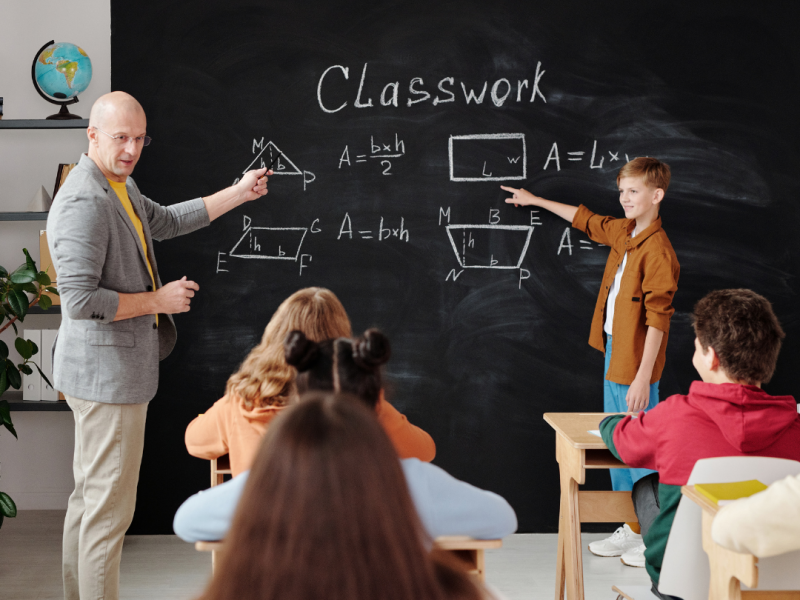 Evaluarán regreso a clases presenciales obligatorio en Michoacán