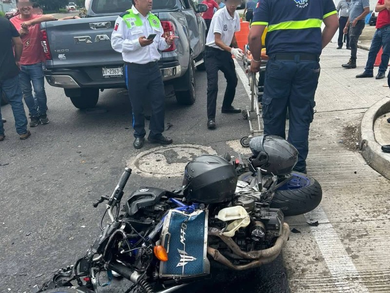 Ex candidata de Morena huye al ocasionar accidente, exigen justicia
