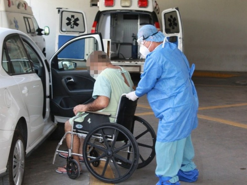Ex pacientes COVID-19 se han vuelto a contagiar: neumólogo