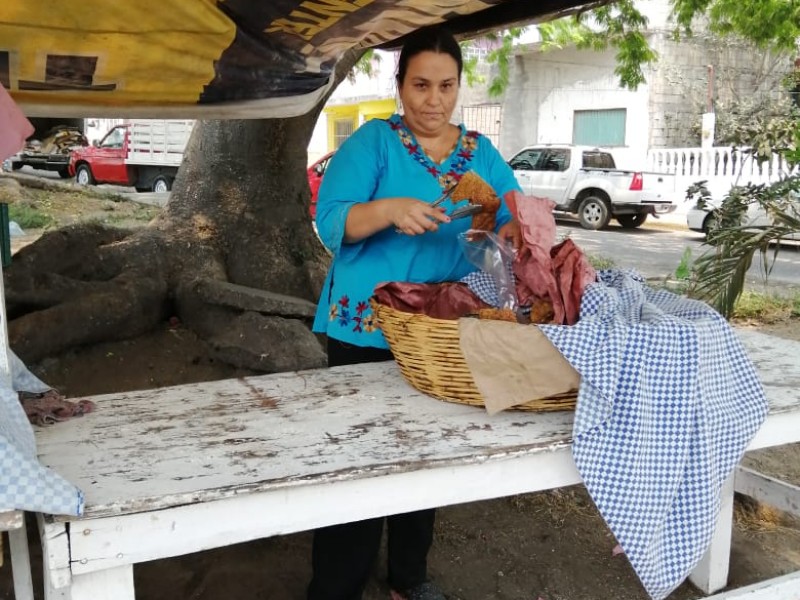 Ex-trabajador amenaza a comerciante por un puesto de carnitas