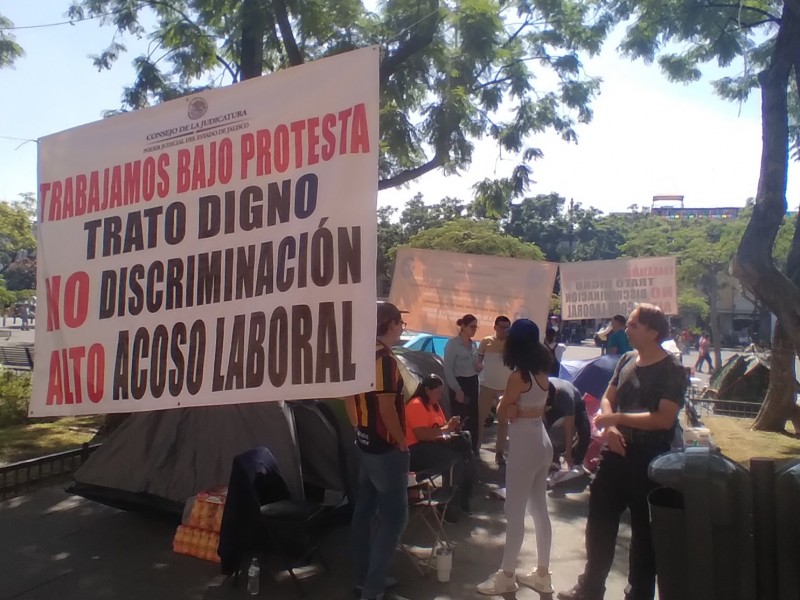 Ex trabajadores del Consejo de la Judicatura piden ser reinstalados