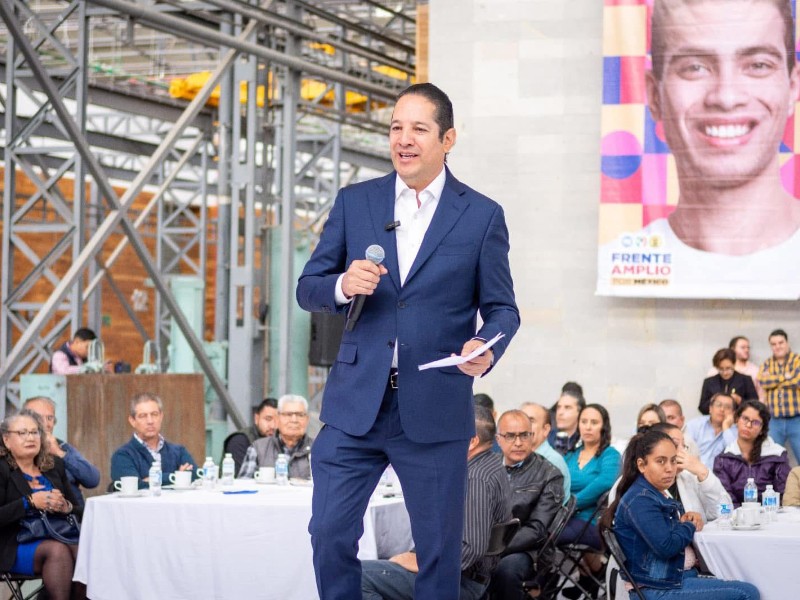 Exgobernador critica falta de trabajo y pide sanciones a diputados