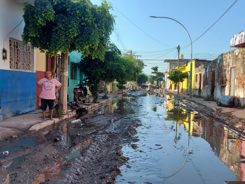 Exhiben cobros excesivos de energía eléctrica en zona norte nayarita