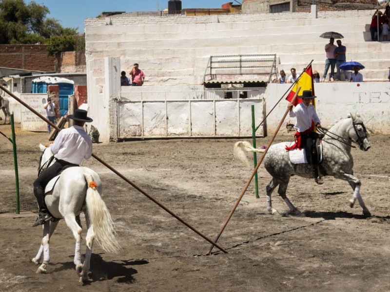 Exhibición ecustre en SJR, previa a inauguración de feria