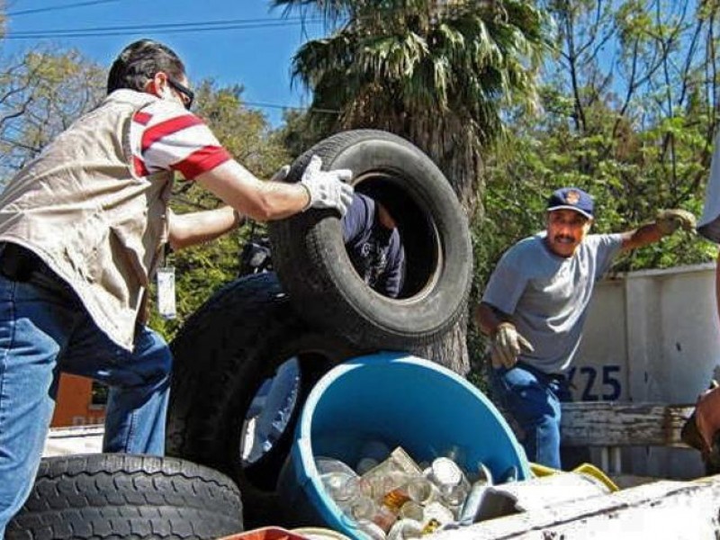 Exhorta Salud Pública Municipal a sumarse a trabajos de Descacharre