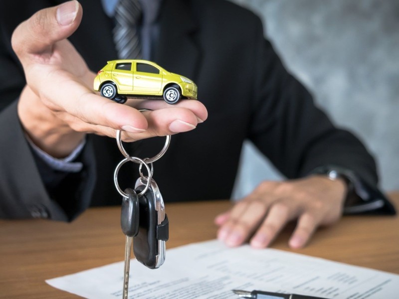 Exhortan a población a prevenir fraudes en compra/venta de autos