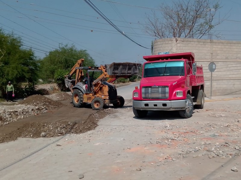 Exhortan liberación de recursos para obras públicas ante crisis económica