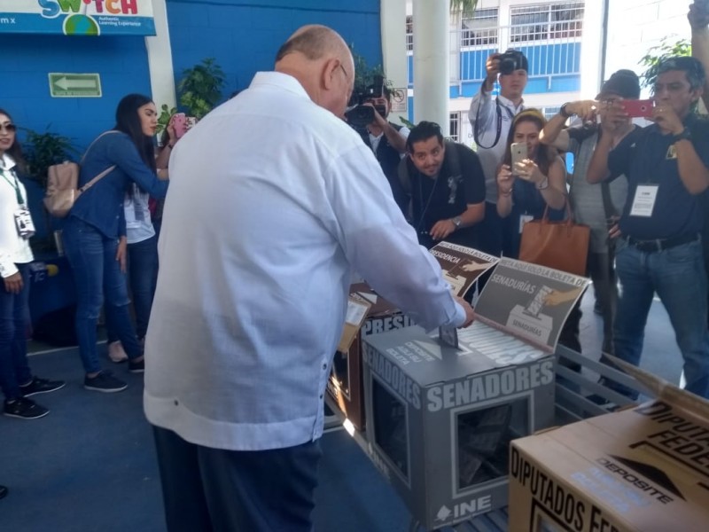 La ciudadanía no debe emitir un voto emocional:Rector