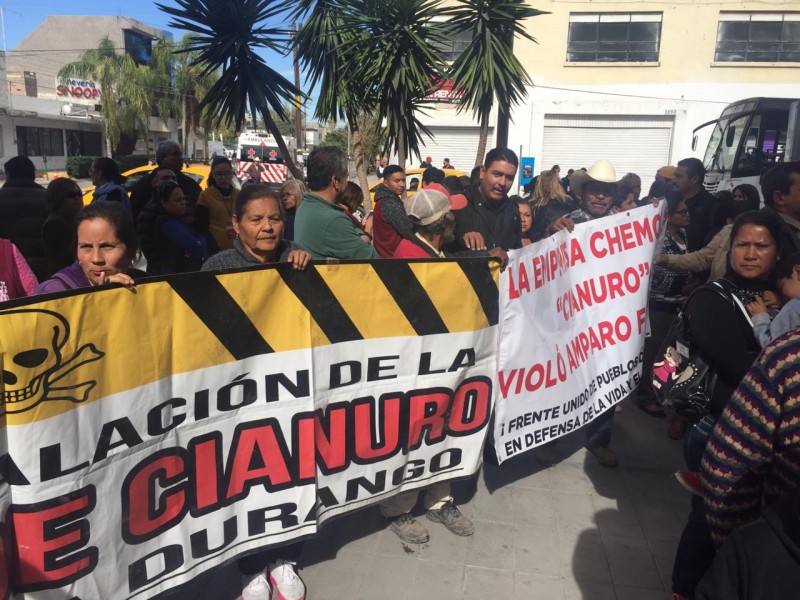 Exigen a AMLO la cancelación de Chemours Laguna