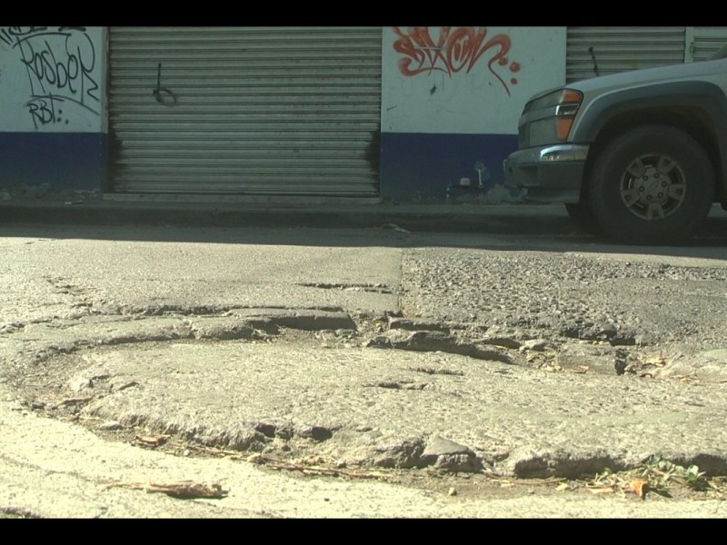 Exigen ciudadanos rehabilitación de Avenida del Trabajo