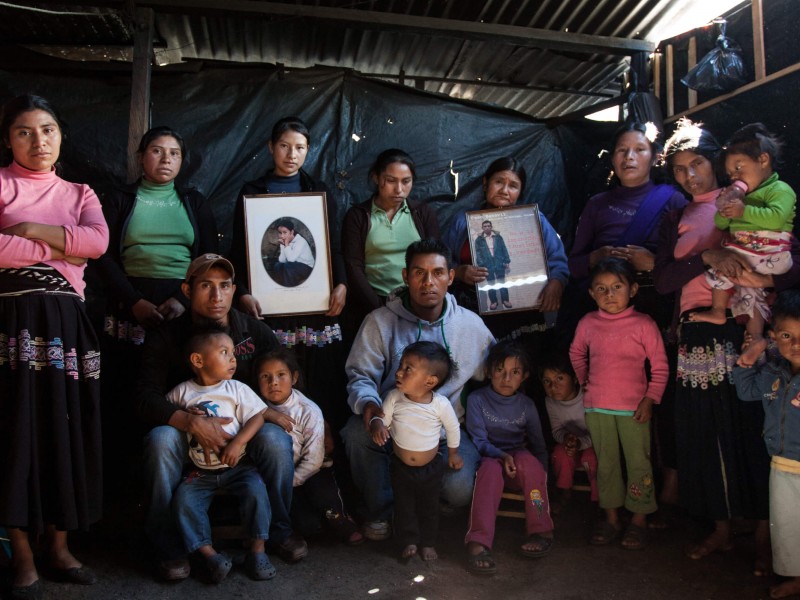 Exigen desplazados regresar a sus tierras