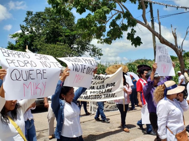 Exigen destitución del alcalde en La Concordia