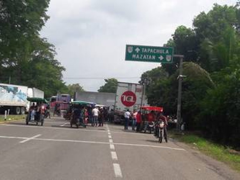 Exigen empresarios, acciones para evitar bloqueos carreteros