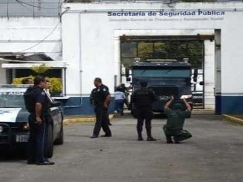 Exigen en CDMX liberación de detenidos por ultrajes en Veracruz