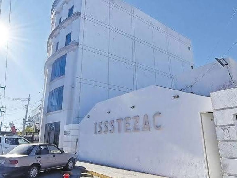 Exigen jubilados y pensionados del ISSSTEZAC revisión del incremento salarial