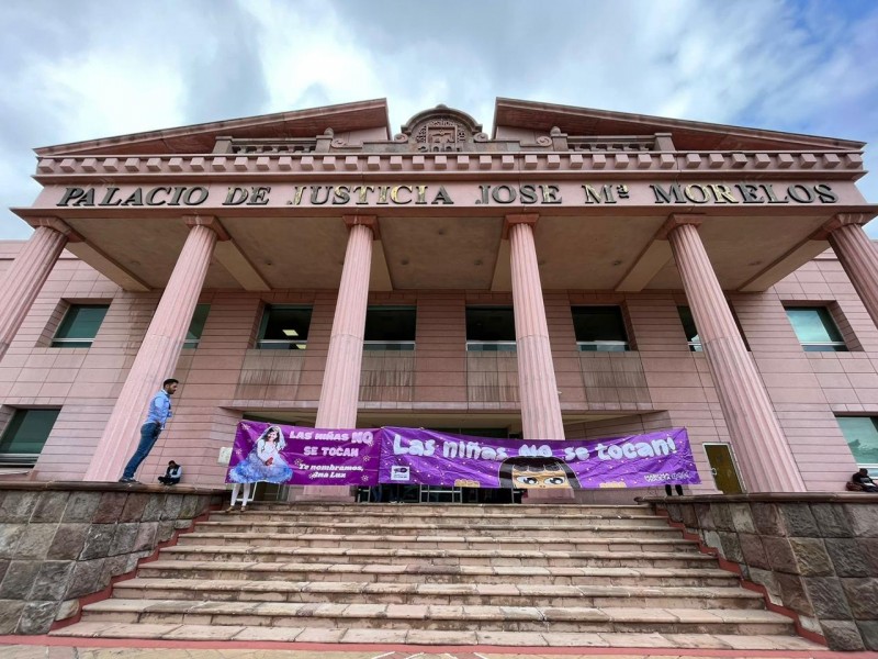 Exigen justicia para Ana Luz, asesinada por su medio hermano